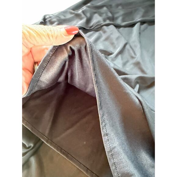 Betsy and Adam Black Gown - Size 10 - Picture 9 of 15